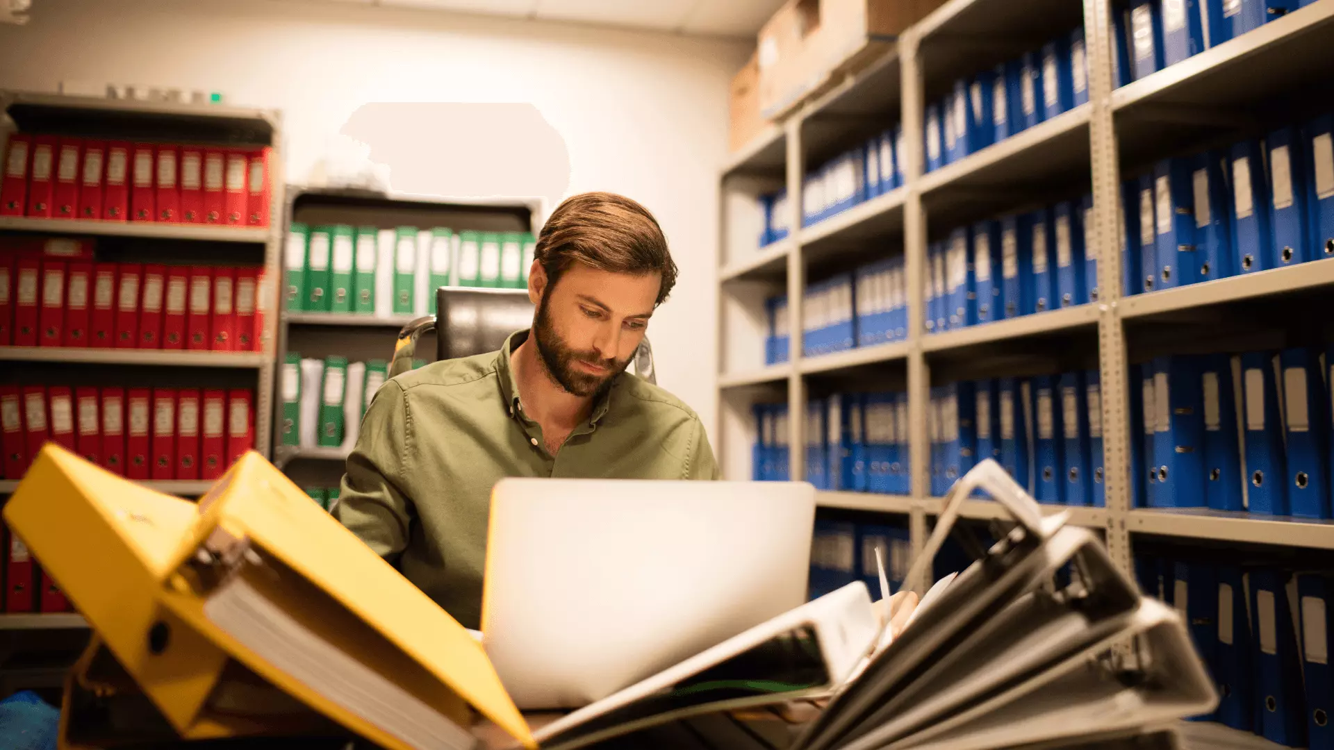 SteelEye - Data driven compliance legacy systems are struggling to keep up